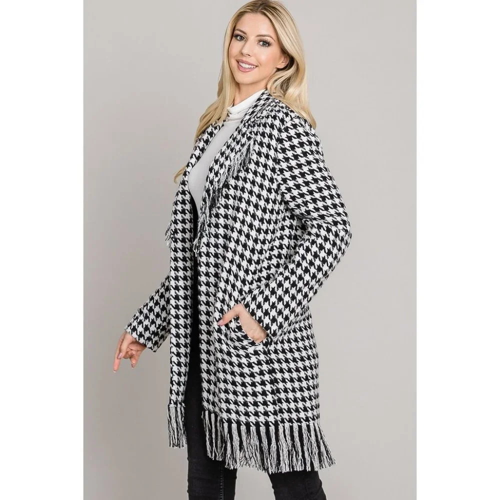 Modern Houndstooth Coat - Picture 2 of 3